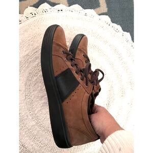 Ecco Men's Soft 7 Low top Leather Sneakers Shoes Brown size 9